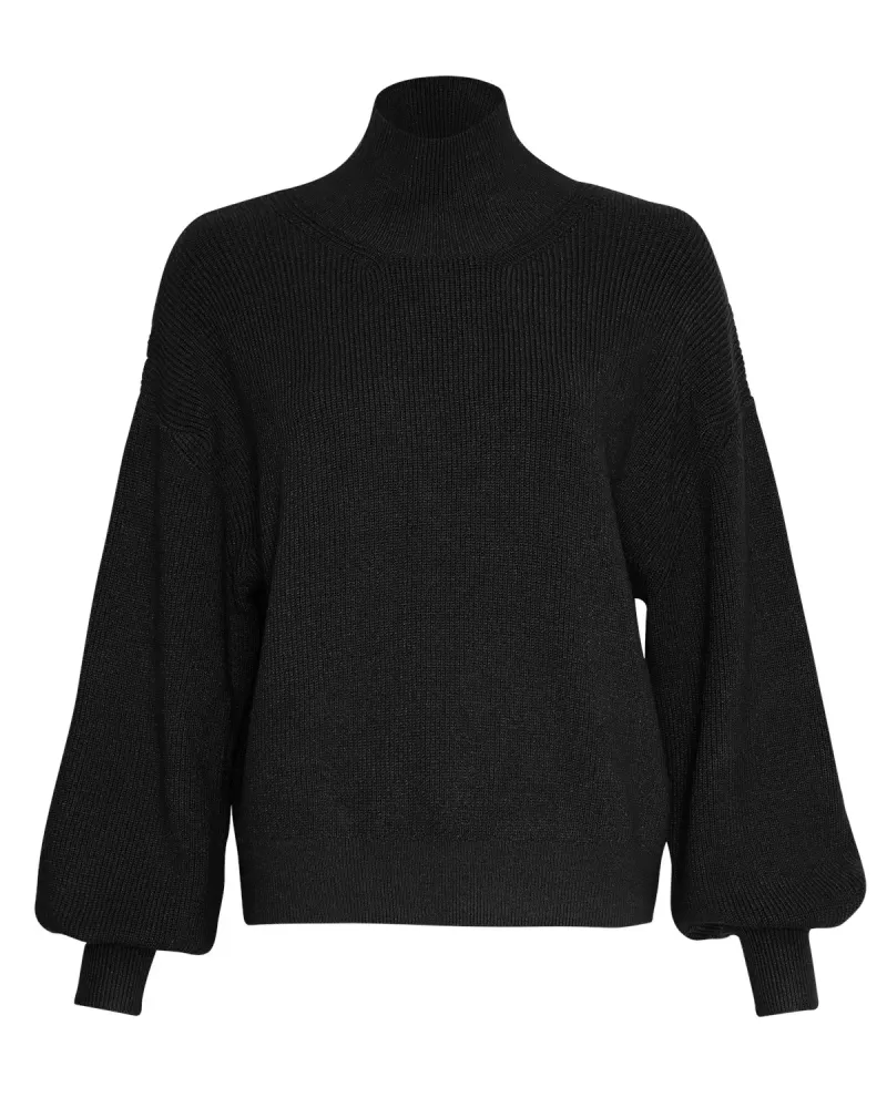 Magnea_Rachelle_Pullover