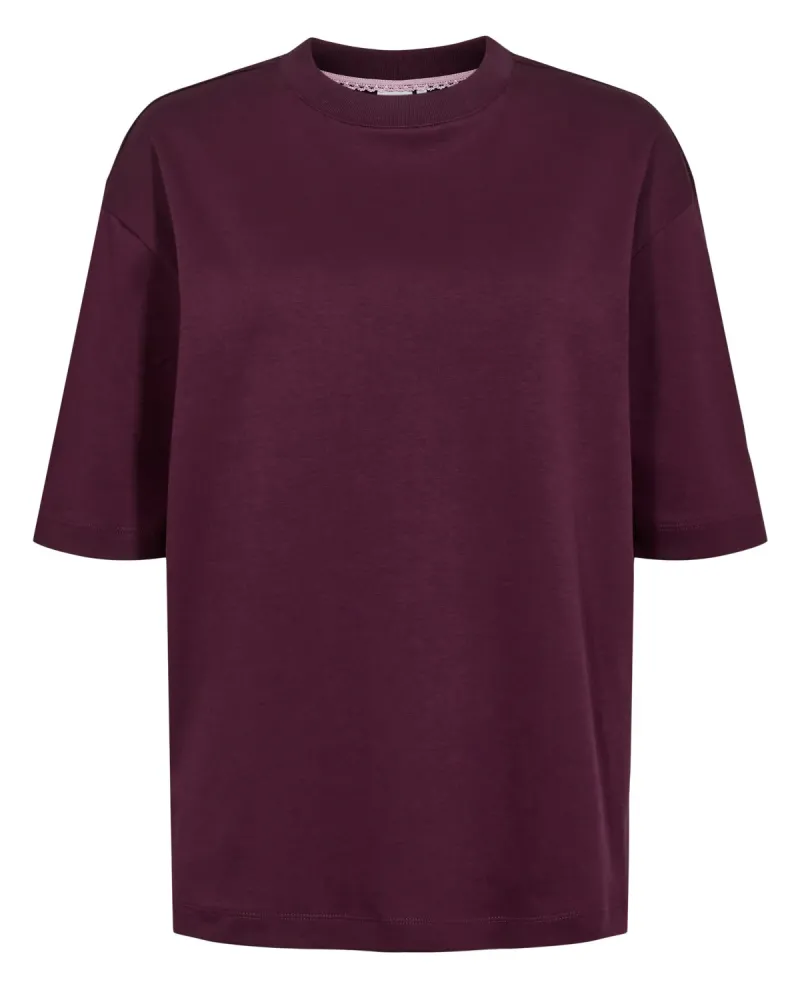 NUGIRA_T_SHIRT