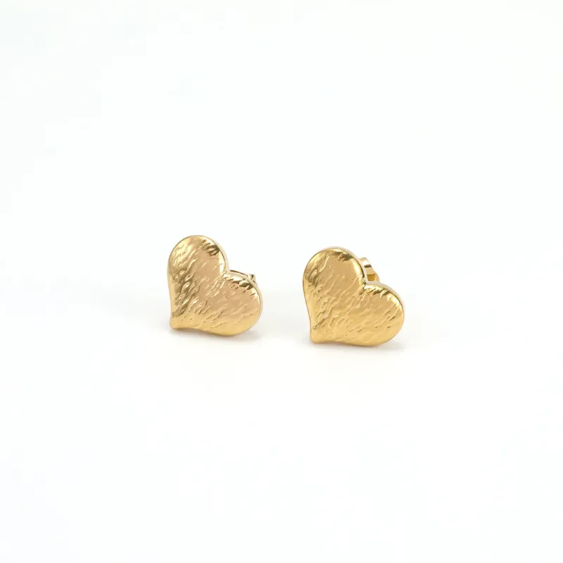 Suvy___Ribbed_Heart_Stud_Earrings_Stainless_S___Gold___