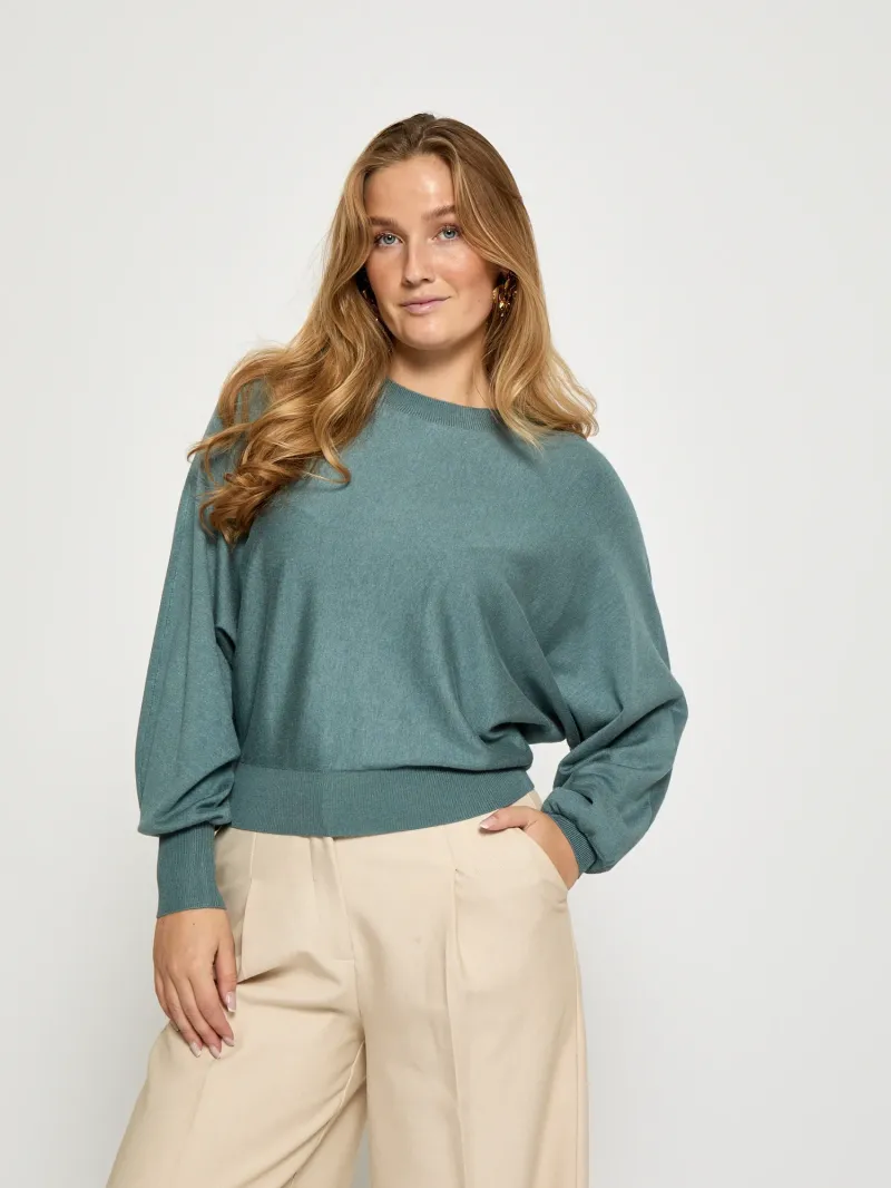 MSDana_Bat_Sleeve_Knit_Pullover_11