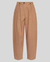 MSCHGweneth_HW_Pants_2