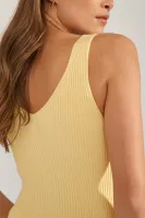 NUCERYS_CROPPED_TOP_4