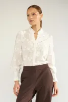 NULENEA_flower_emb_SHIRT