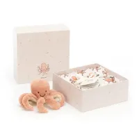 Odell_Octopus_Gift_Set_1