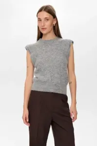 NUCIARA_RIETTE_VEST